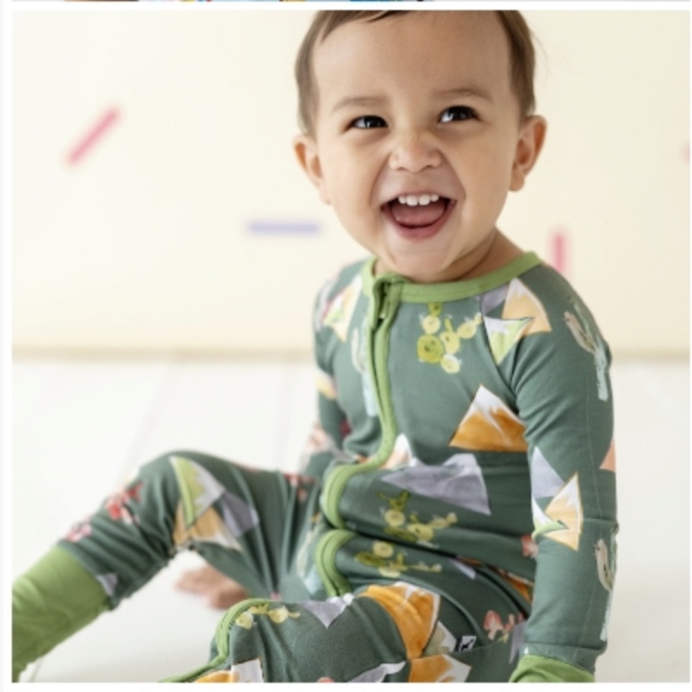 Kiki+Lulu Mountains Convertible Footie 0-3 Months